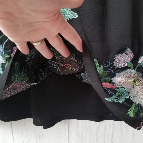 New Foxiedox Flora Embroidered Sheath Dress Sz 10 - Picture 7 of 8